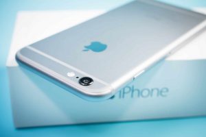 Read more about the article Apple goes to court again to stop selling old Samsung devices!