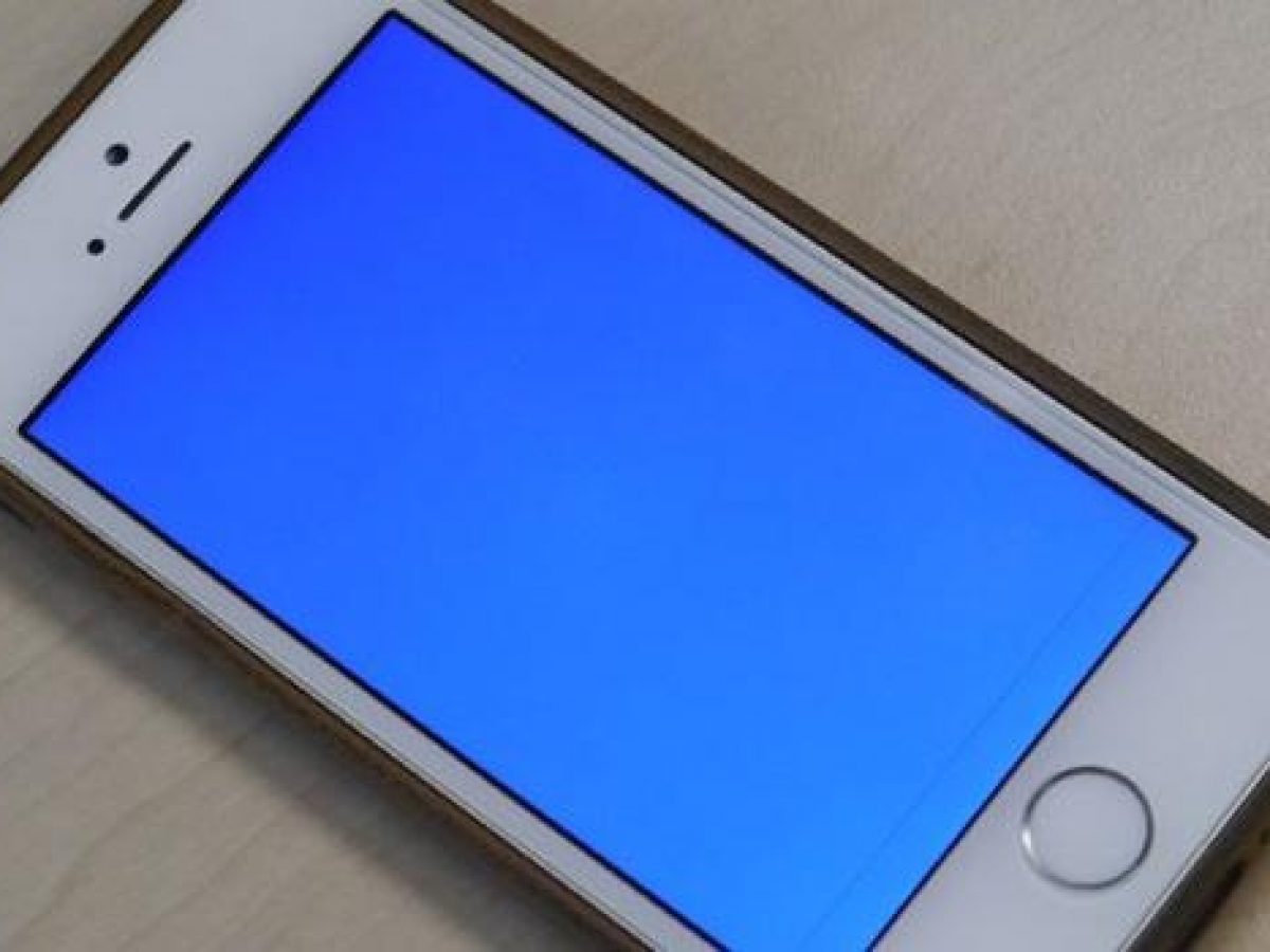 You are currently viewing Blue-screen reboot on iPhone 5S!