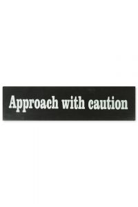 Read more about the article Bring a touch of novelty in makeup with blue mascara – Fulcrumy Health Tip