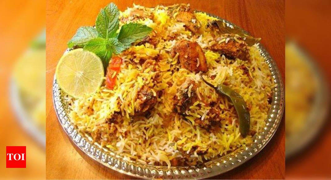 You are currently viewing Is biryani without potatoes?  Learn the recipe of Biryani in Kolkata itself.