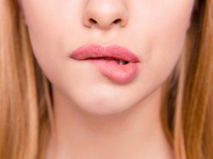 Read more about the article Lips are cracked even in hot weather, find out the remedy – Fulcrumy Health Tip