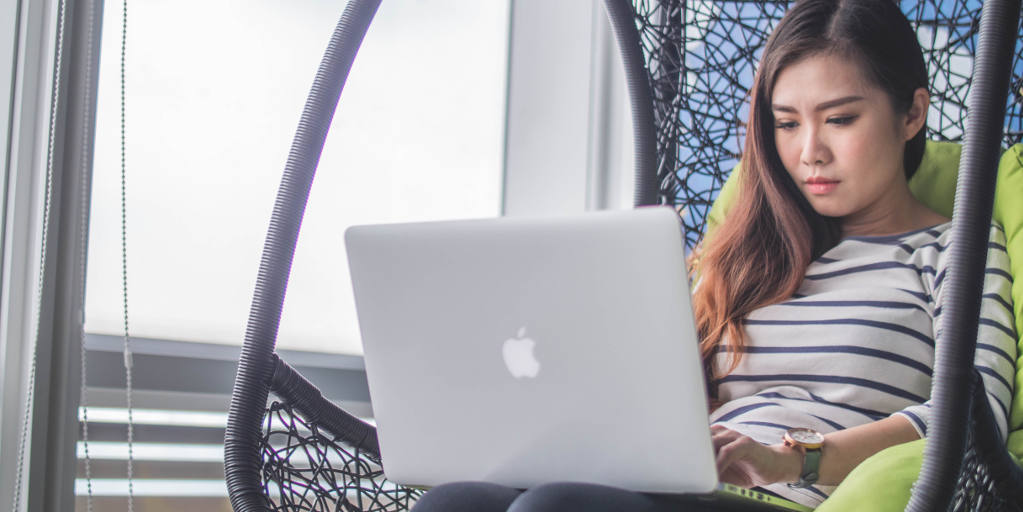 You are currently viewing Make money online at Upwork