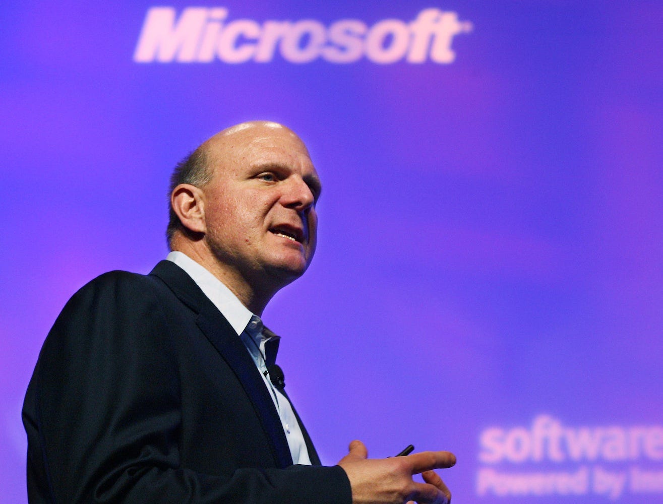 You are currently viewing Microsoft CEO Steve Ballmer is retiring