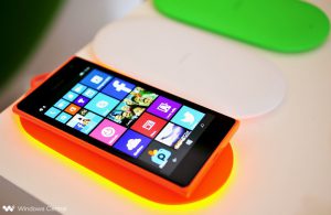 Read more about the article Microsoft Lumia Wireless Charger will shine like a firefly!