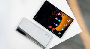 Read more about the article Oppo unveils world’s first under-display camera phone