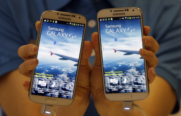 You are currently viewing Samsung Galaxy S4 smartphone shipments exceed 20 million!