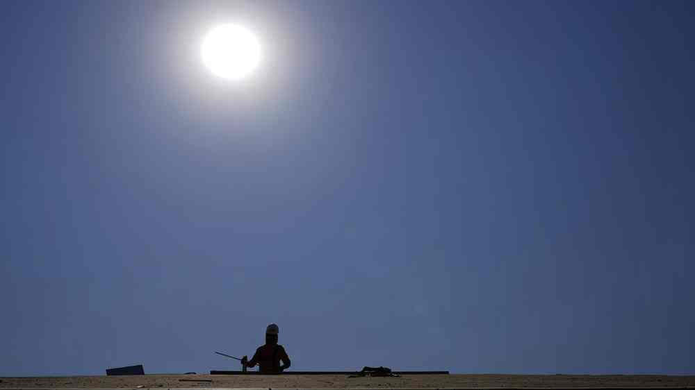 You are currently viewing The heat wave continues even in the rainy season, what to do and what not to do to survive the heat