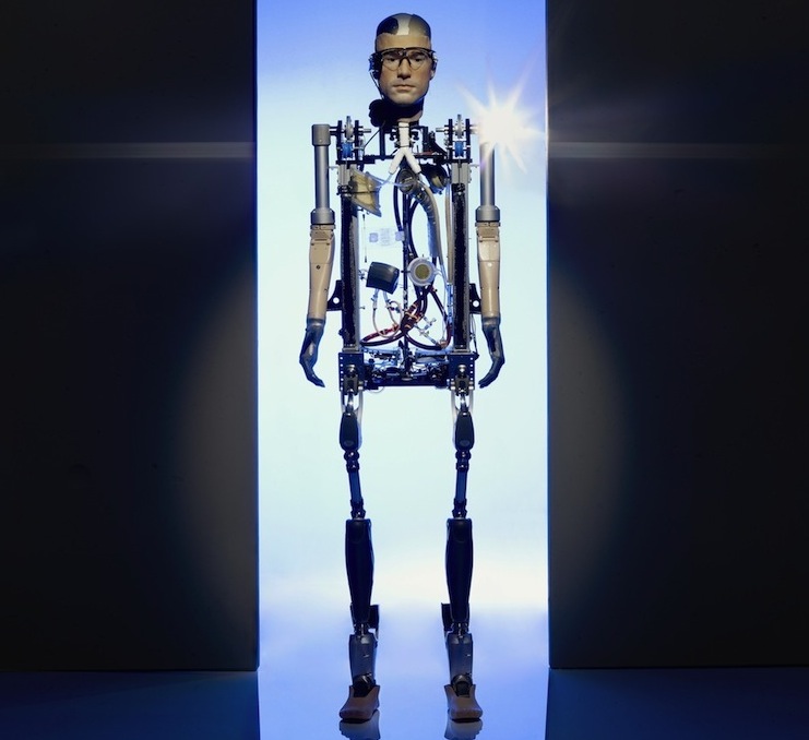 You are currently viewing The real “Bionic Man” is created!