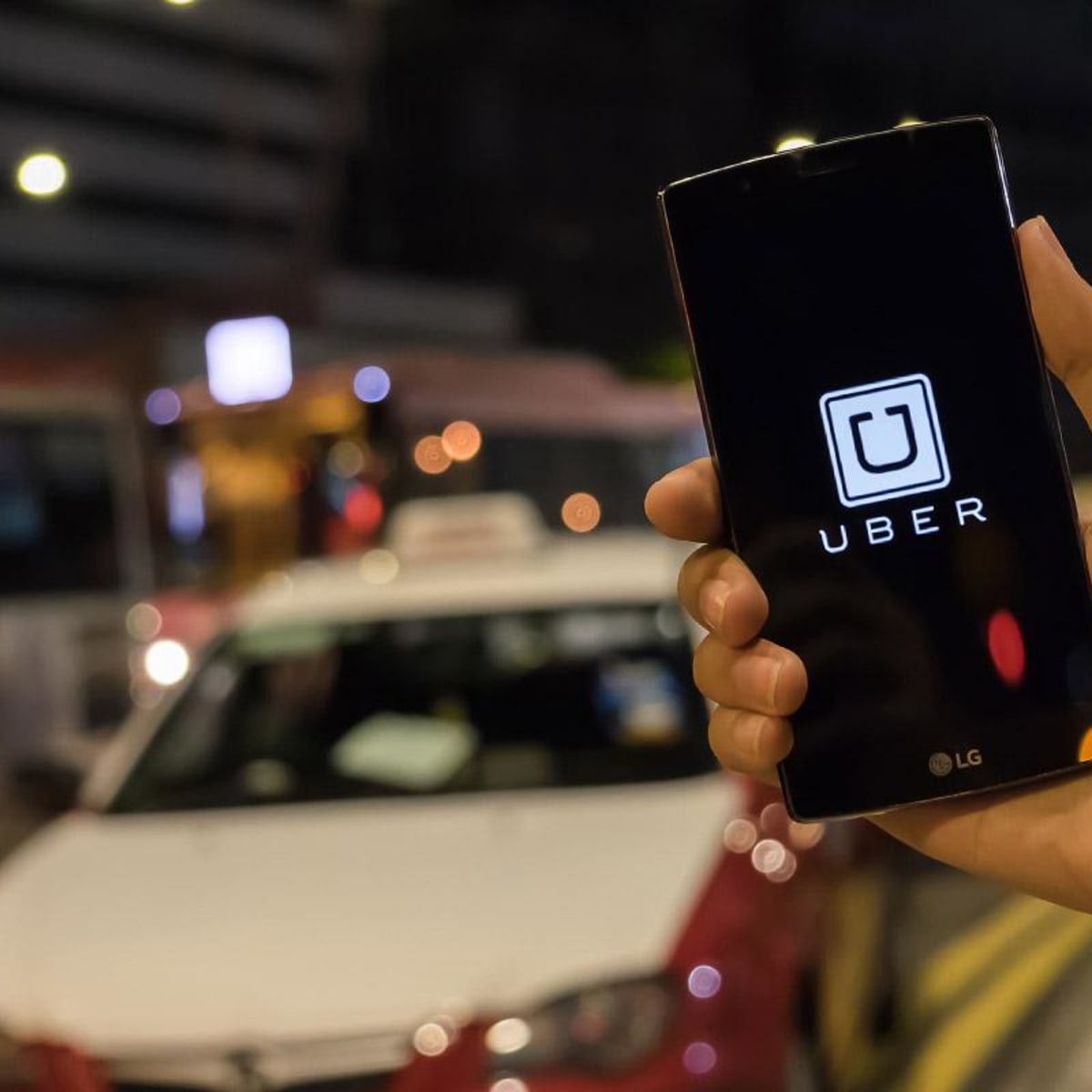 You are currently viewing Uber launches state-of-the-art smartphone based transport service in Bangladesh