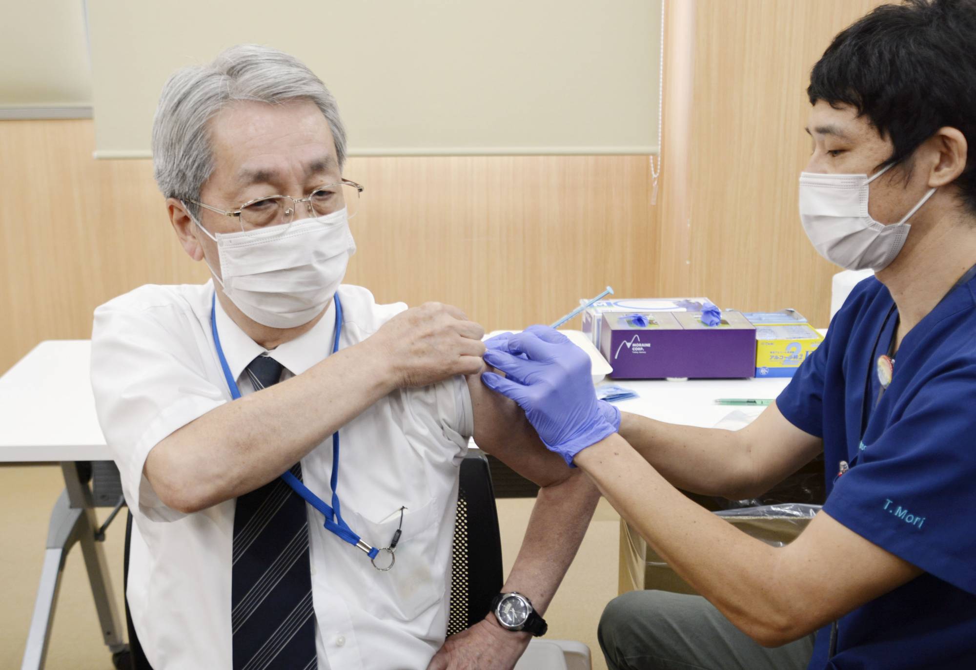 Read more about the article Vaccine center may be disturbed!  The state has requested the police to increase security