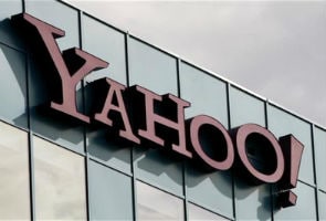 Read more about the article Yahoo is shutting down seven more services, including the BlackBerry app
